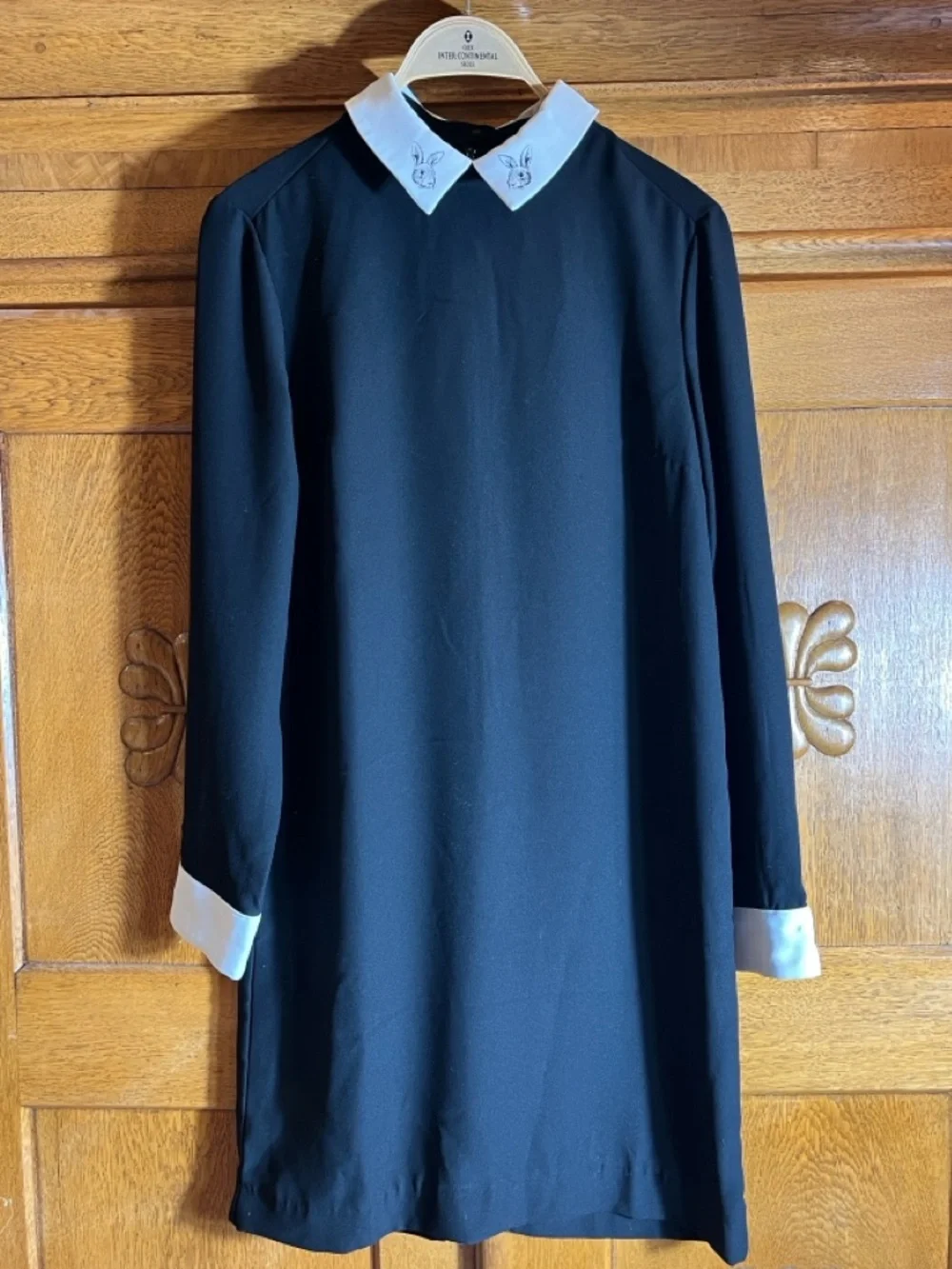 Victoria Beckham — “Clever Bunny” Dress — Medium — Black/White - Picture 3 of 9